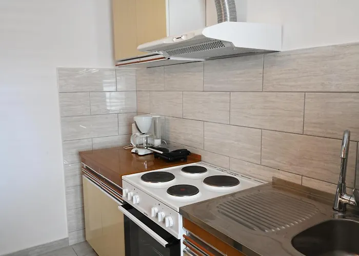 Tiktok View - Zf Hvar